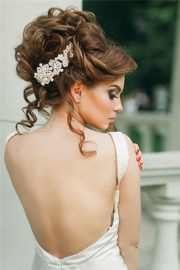 25 Elegant Formal Hairstyles For Girls To Try In 2023