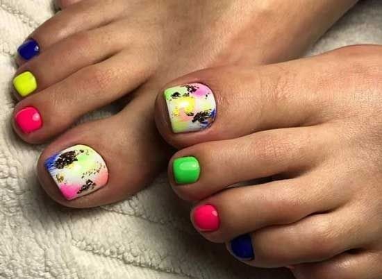 Fresh ideas for pedicure with gel polish.  Only the best options