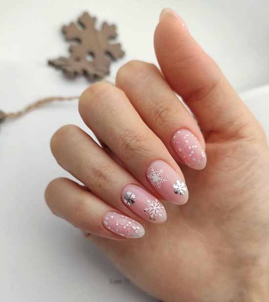 Winter nude manicure 2021: photos of the best nail designs