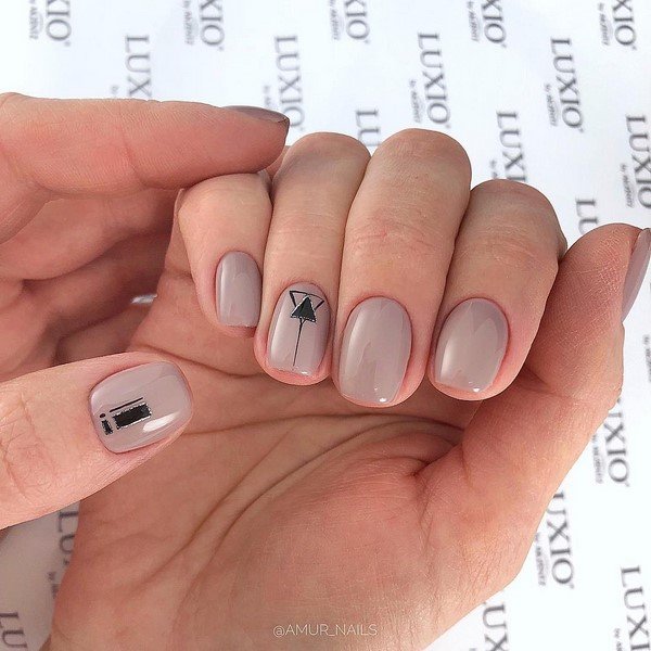 Stunning manicure design ideas in topical solutions