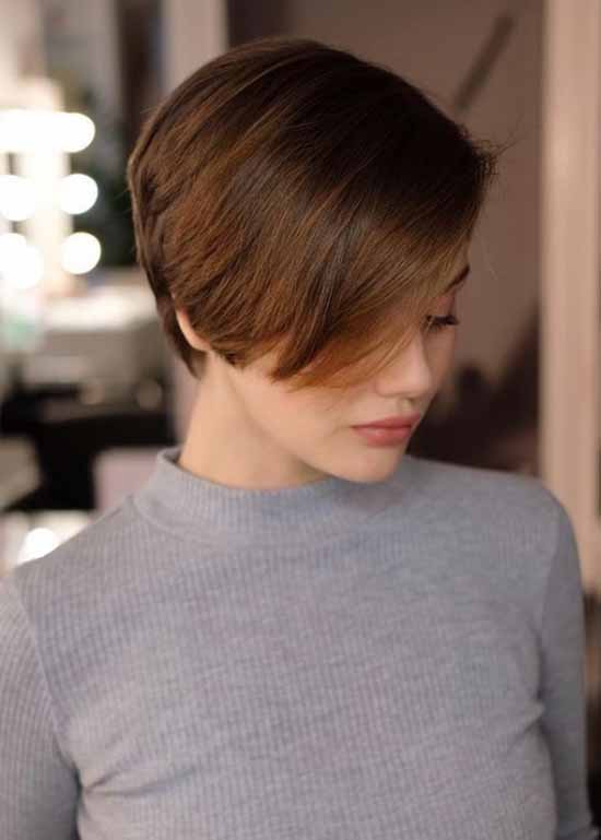 A haircut "Muscovite": photo for short and medium hair