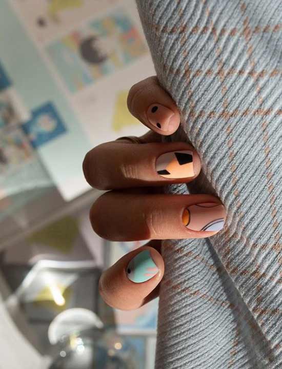 Stylish summer manicure short nails