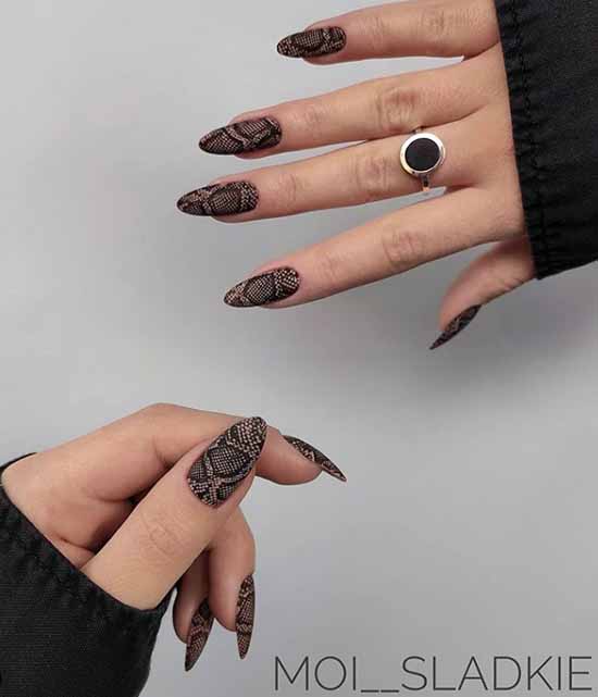 Stamping on long black nails