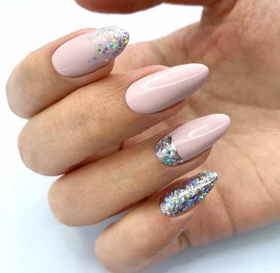 Glitter nail design: new manicure in the photo