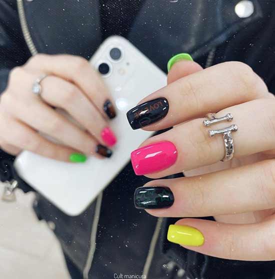 Multicolored black manicure
