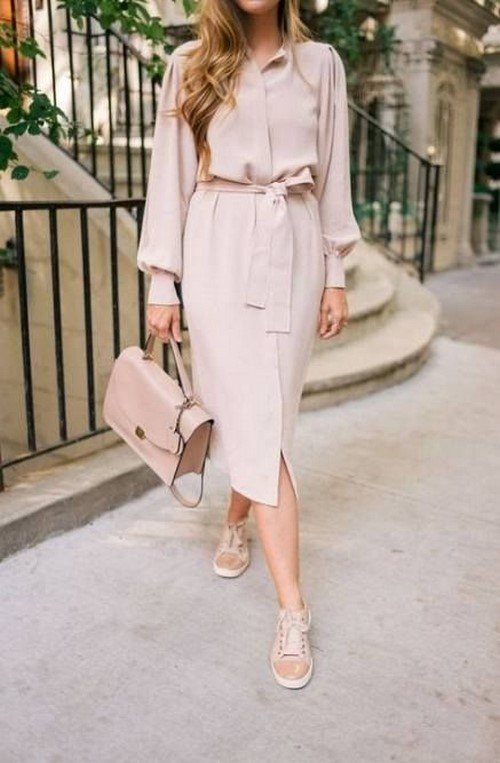 Delicate beige dresses: new dresses in the style of nude