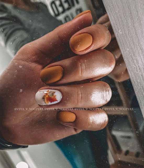 Orange manicure 2021: photo of new items with design