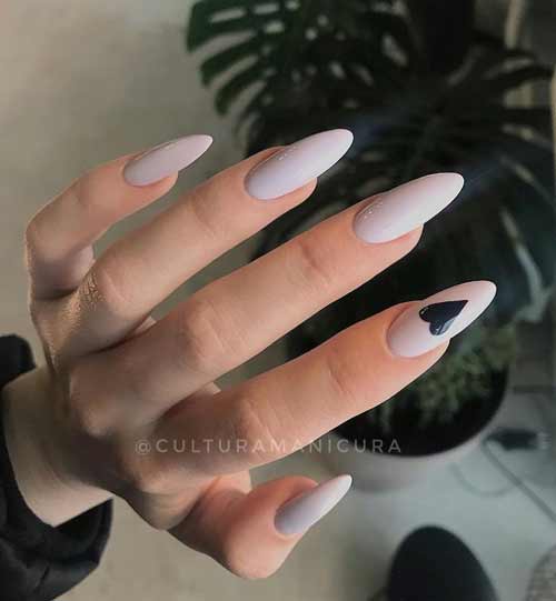 Long nails with a heart