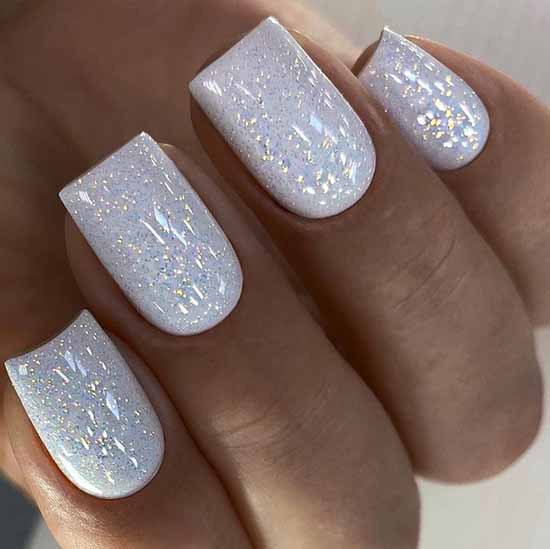 Glitter white nails