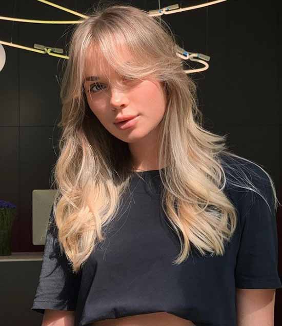 Trendy haircuts spring-summer 2021: trends, styling, photos