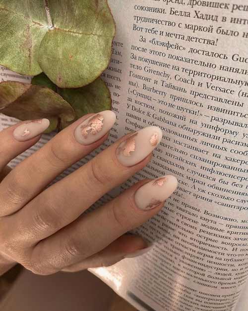 Matte nude nails with foil
