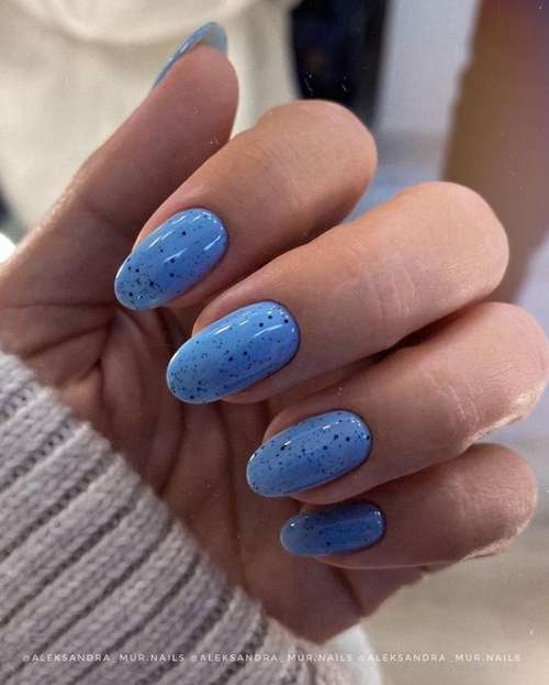 Blue Manicure 2021: Trending Nail Designs in Blue Tones