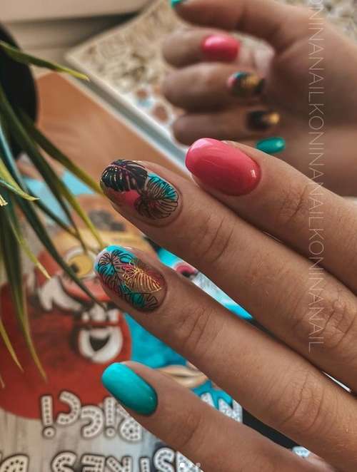 Turquoise manicure 2021-2022: a photo of new ideas, an overview of trends
